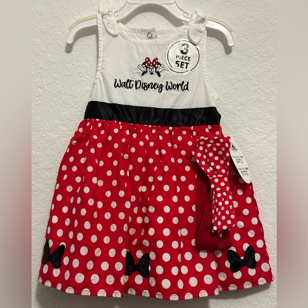 Walt Disney World - Minnie Mouse Dress with matching bow.